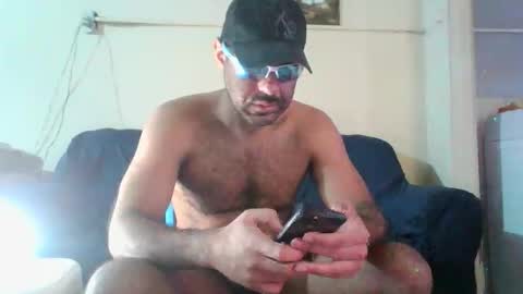 Snapshot of militaryx chatting on April 12, 11:21 pm militaryx online show from April 12, 11:21 pm