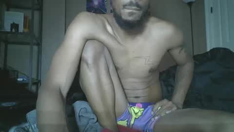 Snapshot of milkchocolatesensei chatting on January 5, 10:50 pm Milk Chocolate Sensei online show from January 5, 10:50 pm