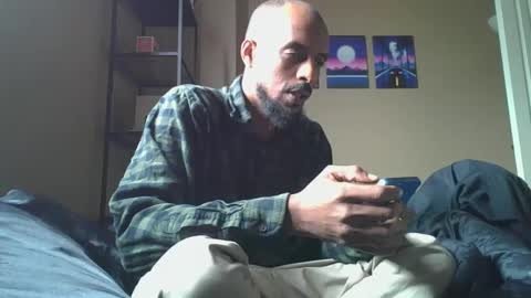 Snapshot of milkchocolatesensei chatting on January 13, 4:41 pm Milk Chocolate Sensei online show from January 13, 4:41 pm