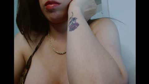 Snapshot of milker_amira chatting on March 8, 2:37 am Amira online show from March 8, 2:37 am