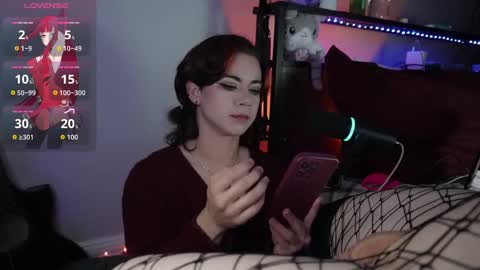 milkingmarlo online show from September 19, 1:40 am