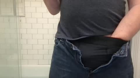 Snapshot of milkitdaddy chatting on December 9, 12:12 am milkitdaddy online show from December 9, 12:12 am