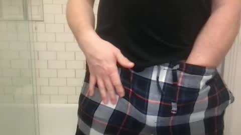 Snapshot of milkitdaddy chatting on January 2, 4:52 am milkitdaddy online show from January 2, 4:52 am