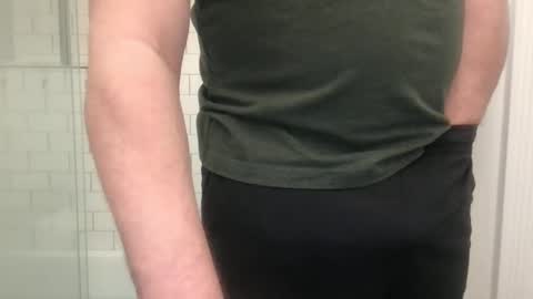 Snapshot of milkitdaddy chatting on January 24, 3:22 am milkitdaddy online show from January 24, 3:22 am