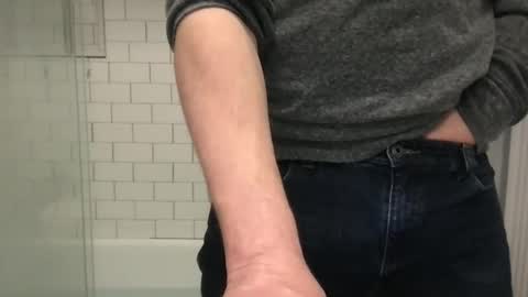 Snapshot of milkitdaddy chatting on February 21, 4:18 am milkitdaddy online show from February 21, 4:18 am