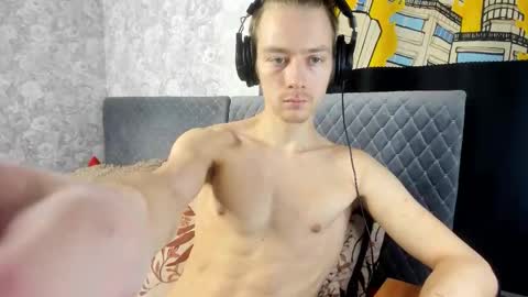 Isaac online show from November 17, 6:41 am