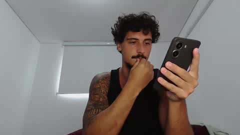 milkoffee online show from February 24, 1:53 pm