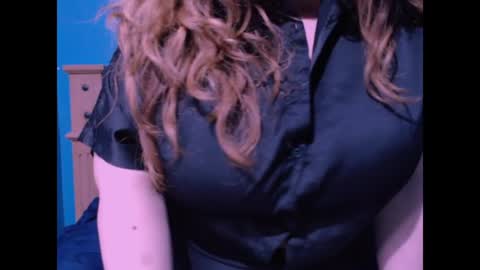 Snapshot of milky_marilynne chatting on July 1, 8:41 pm Marilynne online show from July 1, 8:41 pm