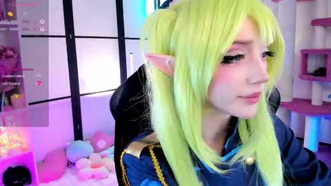Snapshot of milkycute chatting on March 8, 7:28 pm milky cute online show from March 8, 7:28 pm