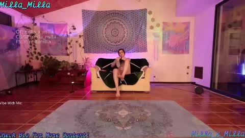 milla_milla online show from March 15, 4:07 am