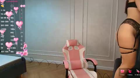 millaa_bella online show from March 25, 6:14 pm