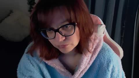 Milla online show from December 2, 11:37 am