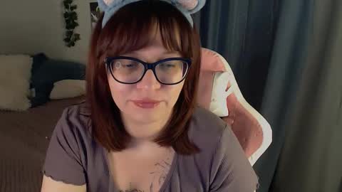 Milla online show from February 9, 7:07 pm