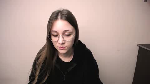 Milla online show from November 21, 10:03 am