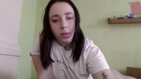 Snapshot of millasourety chatting on March 1, 9:55 am MillaSourety online show from March 1, 9:55 am