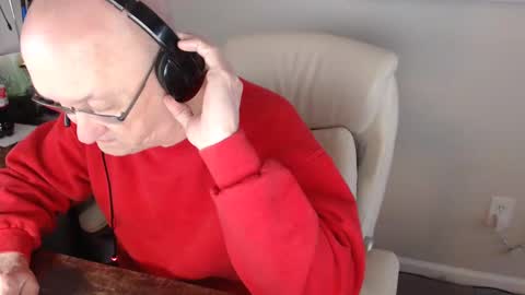 millenium0129 online show from February 13, 1:26 pm