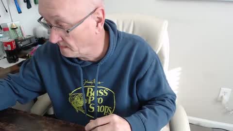 millenium0129 online show from February 18, 2:59 pm