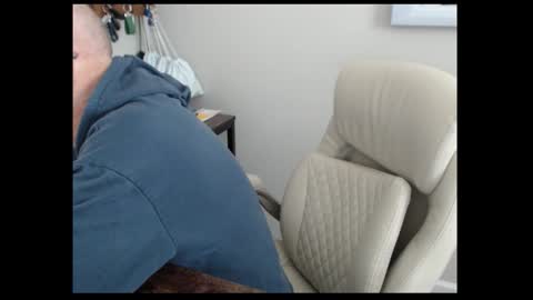 millenium0129 online show from October 21, 3:24 pm