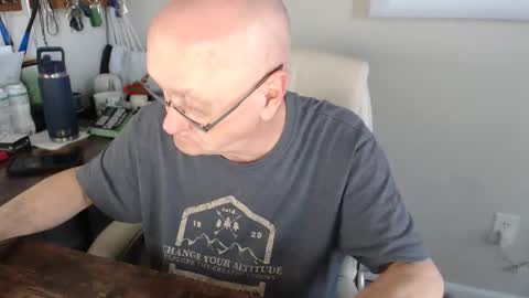 millenium0129 online show from November 19, 7:03 pm