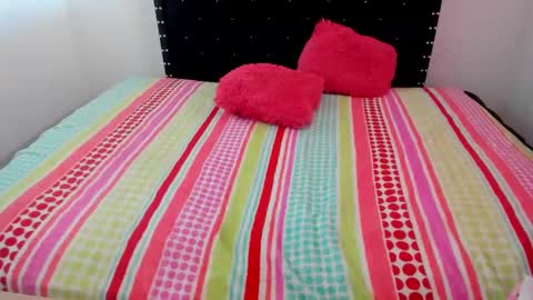 Snapshot of miller_hot12 chatting on January 27, 2:02 pm miller_hot12 online show from January 27, 2:02 pm