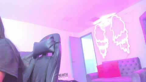 Snapshot of miller_silvana chatting on April 20, 12:08 pm miller_silvana online show from April 20, 12:08 pm