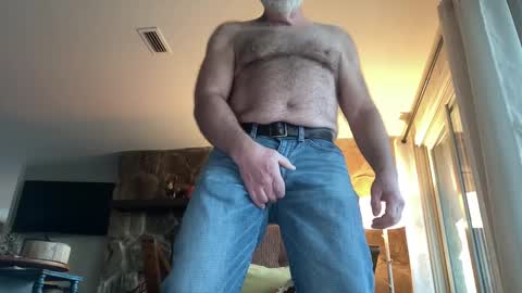 Snapshot of millergardener chatting on March 2, 10:48 pm millergardener online show from March 2, 10:48 pm