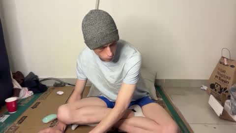 Snapshot of millerjdm chatting on February 9, 1:31 am SlimnHungOH online show from February 9, 1:31 am