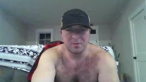 Snapshot of millertimenow34 chatting on January 28, 12:57 am millertime feet bigcock hairy straight muscles online show from January 28, 12:57 am