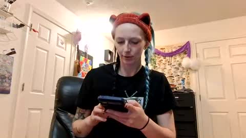 Snapshot of milleymay chatting on July 15, 3:50 pm milleymay online show from July 15, 3:50 pm