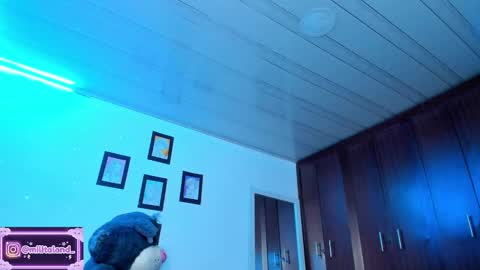        online show from October 7, 2:31 am