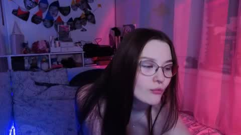 Millie online show from February 7, 5:27 pm