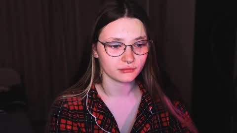 Millie online show from May 8, 4:56 pm
