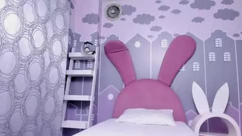 Miley online show from May 28, 2:53 am