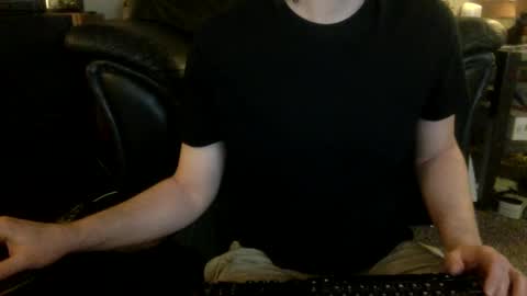 Snapshot of millionsmcgee chatting on February 7, 4:06 am Millions online show from February 7, 4:06 am