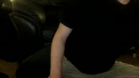 Snapshot of millionsmcgee chatting on February 10, 6:53 am Millions online show from February 10, 6:53 am