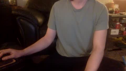 Snapshot of millionsmcgee chatting on February 21, 3:45 am Millions online show from February 21, 3:45 am