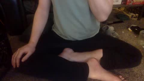 Snapshot of millionsmcgee chatting on February 22, 12:38 am Millions online show from February 22, 12:38 am