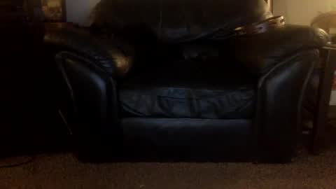 Snapshot of millionsmcgee chatting on February 24, 1:57 am Millions online show from February 24, 1:57 am