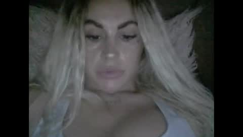 millisa13 online show from October 19, 9:37 pm