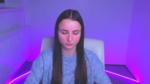 Milly online show from December 17, 4:00 pm