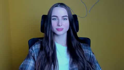 Milly online show from February 17, 12:12 pm