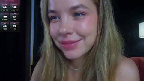 Milly    online show from October 9, 7:17 am