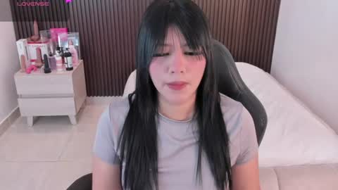 Snapshot of millyevans1 chatting on July 29, 3:15 am millyevans1 online show from July 29, 3:15 am