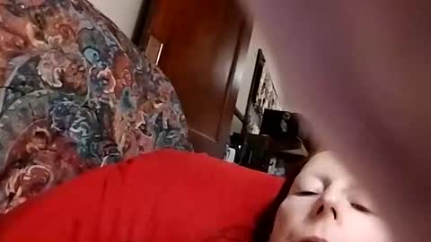 Snapshot of miloanj chatting on November 29, 10:29 am miloanj online show from November 29, 10:29 am