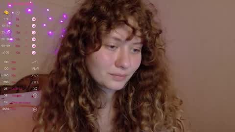 milounee online show from February 12, 6:14 pm