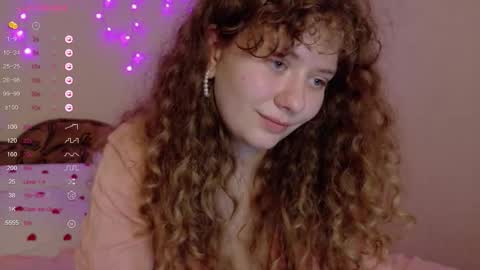 milounee online show from February 13, 6:37 pm