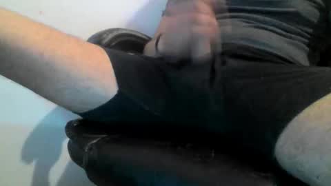 milowolf69 online show from February 7, 7:01 am