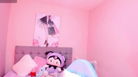 milu_carbajal_x online show from February 28, 2:12 am