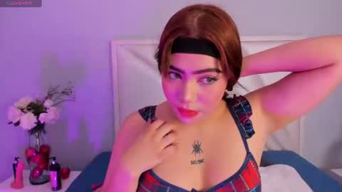 Snapshot of miluvegaa_ chatting on July 3, 11:49 am MiLu online show from July 3, 11:49 am
