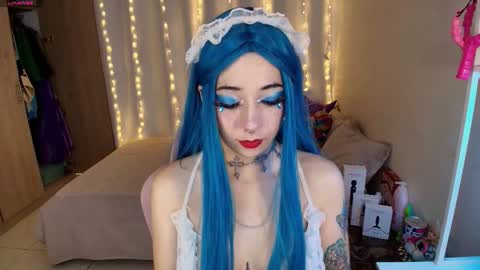 Snapshot of mily_milk_ chatting on March 7, 7:16 am mily_milk_ online show from March 7, 7:16 am